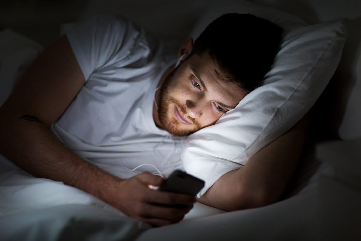 Sleep Hygiene and Technology: Managing Screen Time for Better Sleep