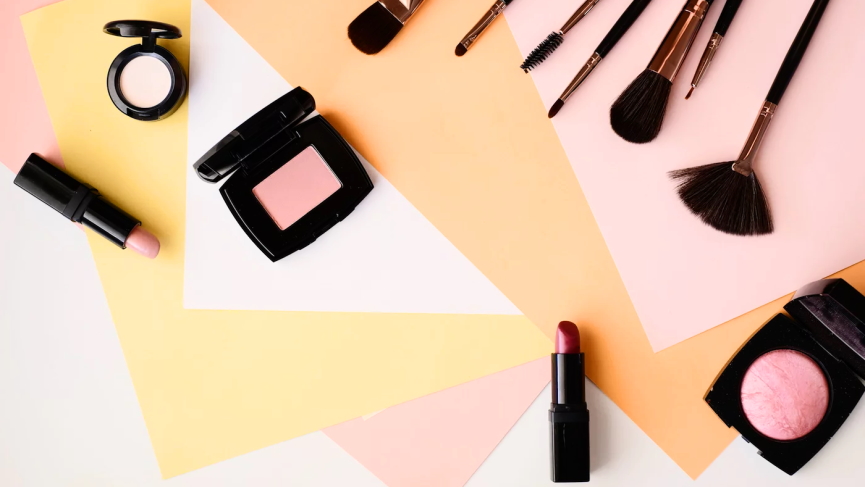 9 Fantastic Online Beauty Shops To Try Today