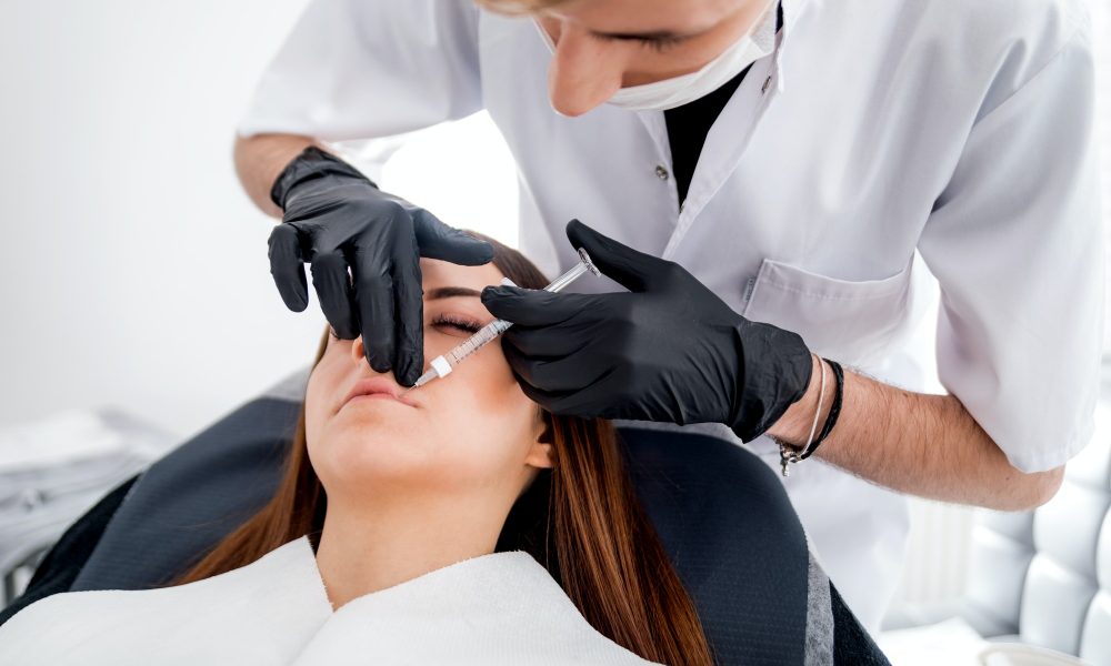 Different Services Offered By A Cosmetic Specialist